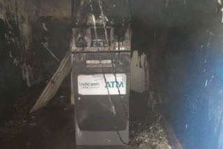 मुजफ्फरपुर में ATM में आग