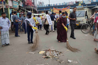 BJP MLA cleans roads with broom in Malda