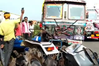12 injure in road accident in Lalitpur