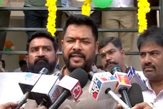 mla-nagendra-spoke-against-shriramulu