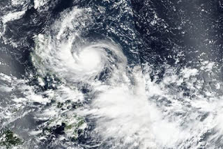 Powerful typhoon leaves 5 rescuers dead in north Philippines