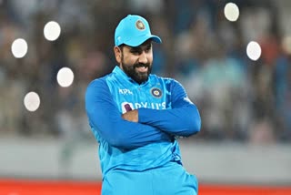 IND vs AUS  Rohit defends Bhuvneshwar  Rohit defends Harshal  rohit sharma  harshal patel  Bhuvneshwar kumar  Rohit on Bhuvneshwar and Harshal  भारत बनाम ऑस्ट्रेलिया  रोहित ने किया भुवनेश्वर का बचाव  रोहित ने किया हर्षल का बचाव  भुवनेश्वर और हर्षल पर रोहित