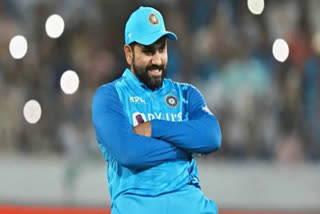 Rohit Sharma defends Bhuvneshwar Kumar and Harshal Patel