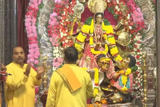 Morning 'arti' at Chhatarpur Temple on second day of Navratri