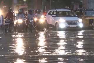 हैदराबाद में तीन घंटे में हुई रिकॉर्ड 12 सेमी वर्षा