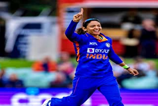 ICC Womens Rankings  Harmanpreet kaur climbs to 5th position  Harmanpreet kaur  Smriti Mandhana  Deepti Sharma  हरमनप्रीत कौर पहुंची पांचवें स्थान पर  दीप्ति शर्मा  स्मृति मंधाना  आईसीसी महिला रैंकिंग  हरमनप्रीत कौर