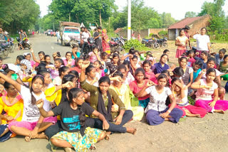 Protest of Kasturba Gandhi Balika Vidyalaya Girls