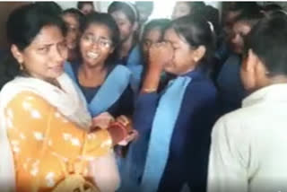 Students cry their eyes out as beloved teacher bids goodbye in Bihar's Nawada