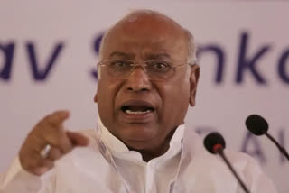 Mallikarjun Kharge joins Cong prez race