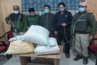 police-arrested four drug dealers and pedlar