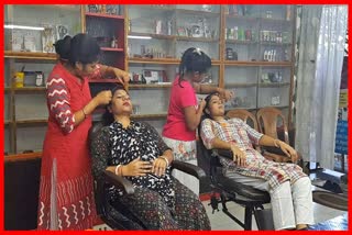 Beauty parlour at Rangia crowded on the occasion of Durga Puja