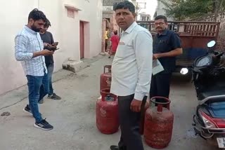 Action on gas agency in Bhiwani
