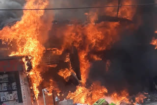 fire in ranchi grocery shop