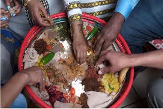 Eating Food With Hands Benefits