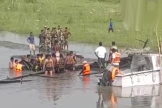 boat-capsized-in-brahmaputra-river-in-assam