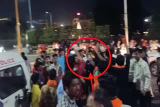 MUSLIM BOYS ENTRY BAN IN GARBA 3 MUSLIM YOUTHS BEATEN UP IN GARBA PANDAL IN UJJAIN VIDEO GOES VIRAL