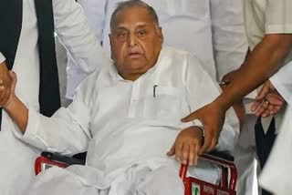 Former UP CM & Samajwadi Party leader Mulayam Singh Yadav  shifted to ICU