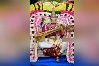 அண்ணாமலையார் கோயிலில் நவராத்திரி ஏழாம் நாள் திருவிழா கோலாகலம்