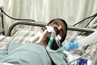 ants crawl on patient face  ant on face of patient admitted in icu  Chandulal Chandrakar Hospital news  Chandulal Chandrakar Hospital controversy  Chandulal Chandrakar Hospital  durg hospital patient face ants  chhattisgarh ants crawl on patient face  ദുർഗ് ആശുപത്രി  രോഗിയുടെ മുഖത്ത് ഉറുമ്പുകള്‍ ഇഴഞ്ഞു  രോഗിയുടെ മുഖത്ത് ഉറുമ്പുകള്‍ ഇഴഞ്ഞു  ആരോഗ്യ വകുപ്പ്  ചന്ദുലാല്‍ ചന്ദ്രാകാര്‍ ആശുപത്രി  ദുർഗ്  ഛത്തീസ്‌ഗഡ്  ഐസിയു രോഗി ഉറുമ്പ്