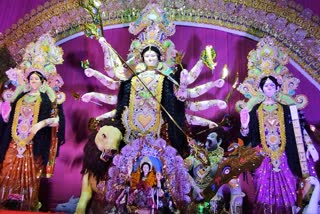 Crowd of devotees in Durga Puja pandals