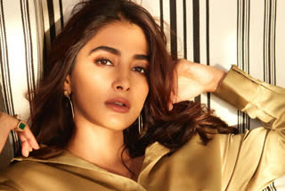 Pooja Hegde latest pictures, Pooja Hegde Instagram, Pooja Hegde hot pics