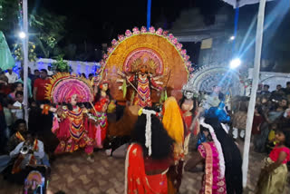 छऊ नृत्य से मां दुर्गा की आराधना