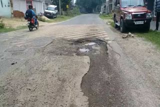 NH 419 in Jamtara bad condition