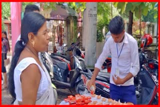 exceptional-initiative-by-students-during-puja-season-in-golaghat