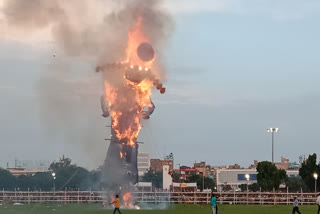 पटना के ऐतिहासिक गांधी मैदान में रावण दहन कार्यक्रम संपन्न