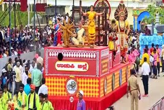 tablos-at-mysore-dasara