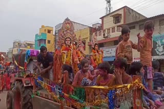 தசராவை காஞ்சிபுரத்தில் கொண்டாடிய வடமாநில தொழிலாளர்கள்