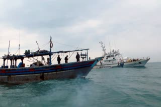 Iranian boat with heavy heroin on board seized at Kochi by Indian Navy