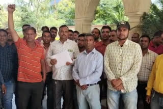 Result of tourist guide recruitment exam awaited, guides held protest in Jaipur