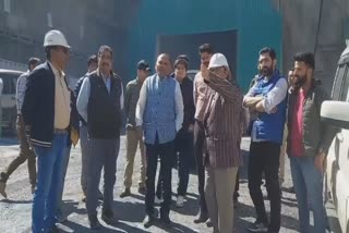 div-com-kashmir-visits-sonamarg-reviews-winter-preparedness