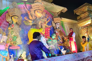 Burdwan Municipal Chairman Paresh Sarkar Left Durga Puja Carnival Stage