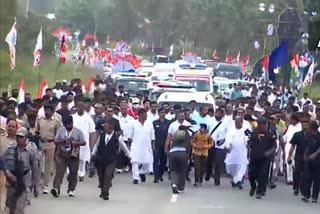 Congress MP Rahul Gandhi resumes Bharat Jodo Yatra from Tiptur in Tumkur distric Karnataka