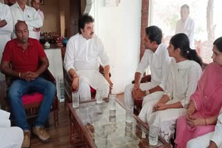 kuldeep bishnoi met sonali phogat family