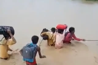 bhind school children cross river with rope