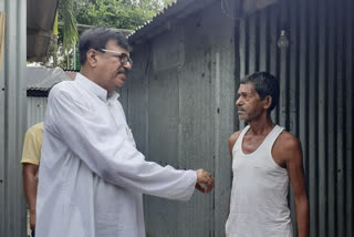 Rabindranath Ghosh visits Altaf Miyans home