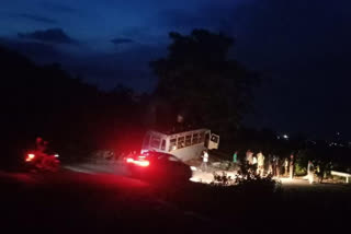 JAP 9 bus crashes in Sahibganj