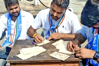 NSUI workers write letter to PM Modi in blood, showing protest of raising inflation and unemployment