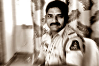 Citing the criminal bent of mind of Circle Inspector (CI) Koratla Nageswara Rao who had been recently enlarged on bail in a rape and kidnap case, the City Police Commissioner dismissed the CI. The suspect had amply proved that he can go to any extent to threaten, influence and intimidate the victims and witnesses, the police statement said.