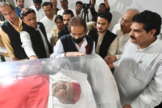Mulayam Singh Yadav Funeral: Last rites to be performed in Saifai