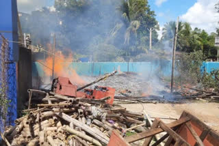 Pandal equipment catch fire in Belda
