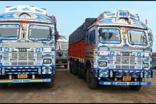 action-on-illegal-coal-loaded-vehicles-in-dhanbad