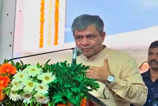 Union Railway Minister Ashwini Vaishnav