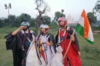 Soul Flyers showed feats in the sky over Mehtab Bagh near Taj Mahal