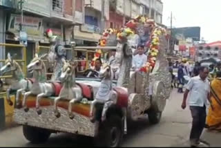 Shobhaa Yaatra by Jain Saints