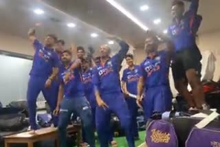 Team Indias dressing room dance