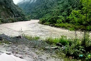 heavy-rain-affects-daily-life-of-sikkim-darjeeling-area